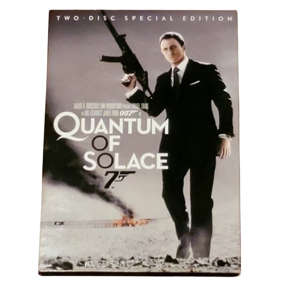 Quantum of Solace Two-Disc Special Edition - Picture 1 of 6